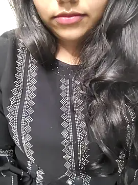 Snapshot of Miss_Rose__ chatting on 10-13-25, 07:47 Miss Rose online show from 10-13-25, 07:47