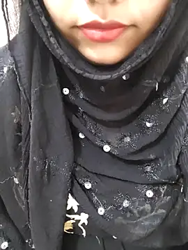 Snapshot of Miss_Rose__ chatting on 11-26-25, 06:58 Miss Rose online show from 11-26-25, 06:58