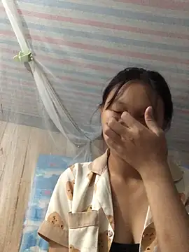 Snapshot of khatvong chatting on 10-04-25, 03:26 khatvong online show from 10-04-25, 03:26