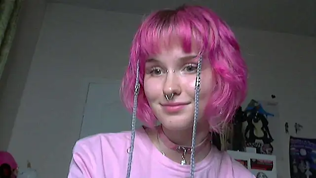 Snapshot of Paradoxy_ chatting on 03-25-26, 08:37 Paradoxy online show from 03-25-26, 08:37