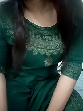 Snapshot of Minakshi_677 chatting on 01-17-26, 04:33 Minakshi 677 online show from 01-17-26, 04:33