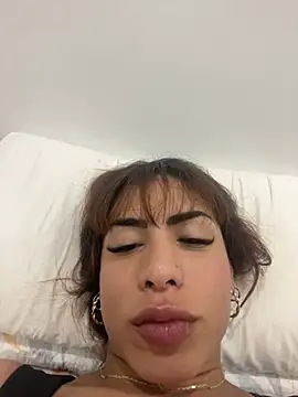 Naomi24herr online show from 03-05-26, 08:43