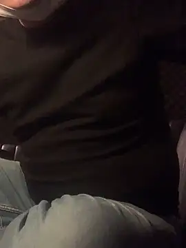 Snapshot of mj-story chatting on 10-11-25, 03:06 mj-story online show from 10-11-25, 03:06