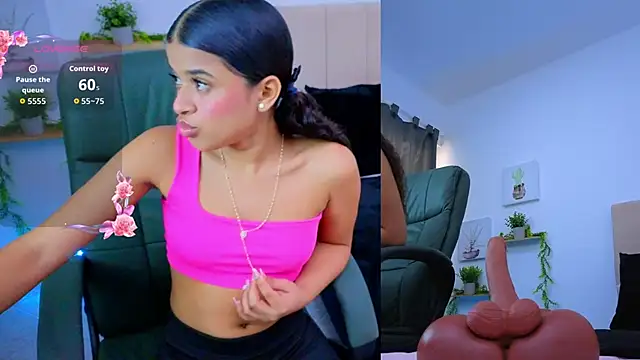 pequitasmedusa9 online show from 11-15-25, 06:48