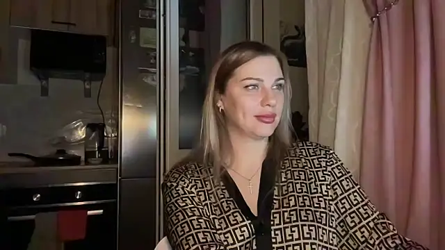 Snapshot of Moniraya chatting on 04-03-26, 07:23 Moniraya online show from 04-03-26, 07:23