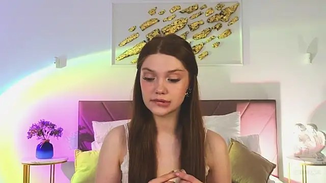 Nicole Broown  online show from 05-06-26, 08:58