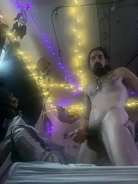 Snapshot of Neekaleek89 chatting on 02-12-26, 04:13 Neekaleek89 online show from 02-12-26, 04:13