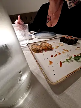 Snapshot of candymaxxx chatting on 02-24-26, 11:52 candymaxxx online show from 02-24-26, 11:52