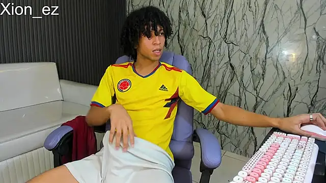 xion ez online show from 06-24-26, 08:19