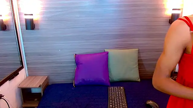 katherine x1 online show from 10-18-25, 03:42