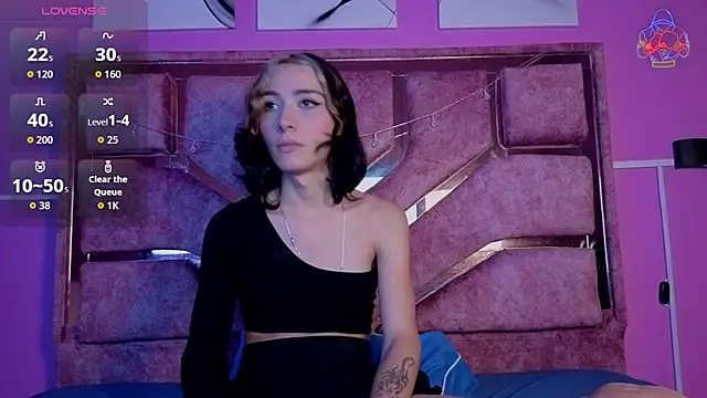 samantaa liov online show from 04-17-26, 07:39