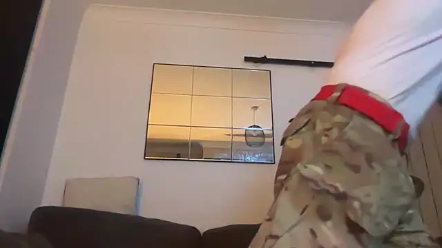 Snapshot of TeasySam chatting on 10-26-25, 12:38 TeasySam online show from 10-26-25, 12:38