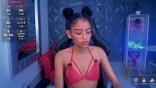 adisson petite1 online show from 11-28-25, 01:25