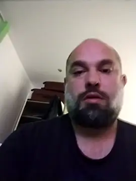 Snapshot of CristalDad chatting on 10-15-25, 06:52 CristalDad online show from 10-15-25, 06:52