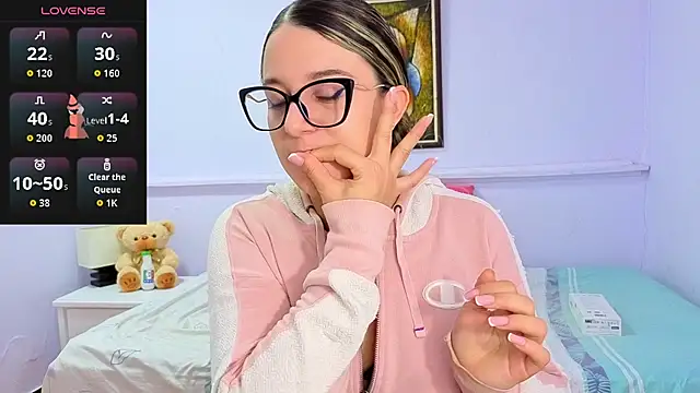 katiaa lovv online show from 10-30-25, 11:55