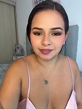 Snapshot of itsdanividarte chatting on 05-13-26, 12:41 itsdanividarte online show from 05-13-26, 12:41