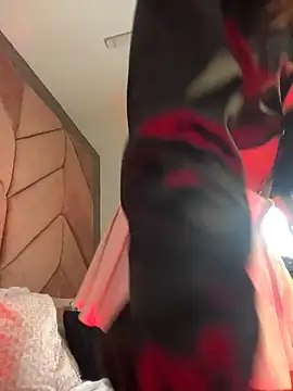 Snapshot of ChloeRosses chatting on 03-10-26, 04:06 ChloeRosses online show from 03-10-26, 04:06