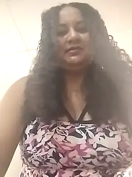 MEYBELLATINA online show from 02-14-26, 08:49