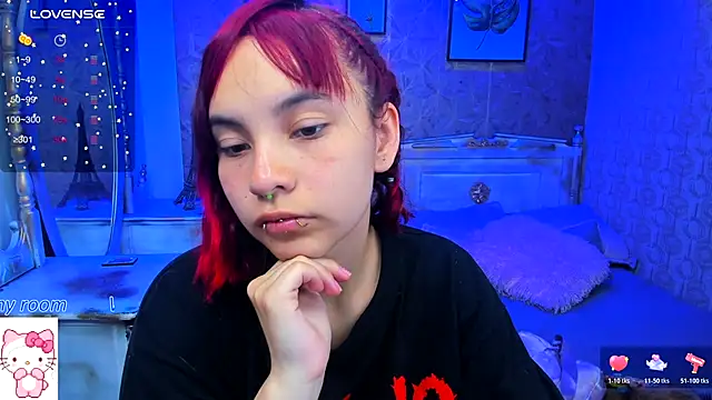 Megane whitte online show from 10-26-25, 03:12