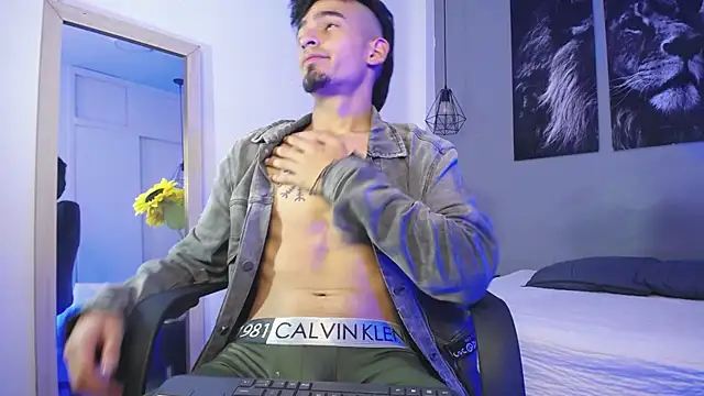 Jackk 8 online show from 10-12-25, 03:49