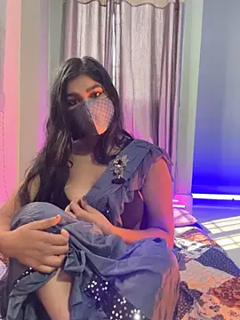 Lisa afreen online show from 12-14-25, 04:07