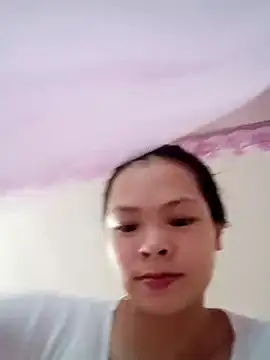 Snapshot of meoow01 chatting on 10-29-25, 05:31 meoow01 online show from 10-29-25, 05:31