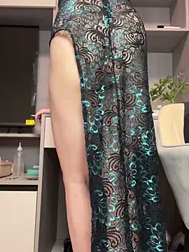 Snapshot of POS001 chatting on 12-16-25, 05:40 POS001 online show from 12-16-25, 05:40