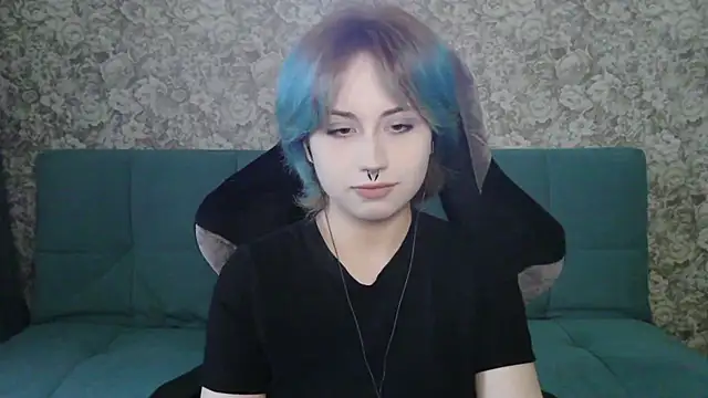 LeisaHopperstad online show from 04-14-26, 02:12