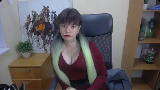 Snapshot of Dream_Caster_ chatting on 10-11-25, 12:47 Dream Caster online show from 10-11-25, 12:47
