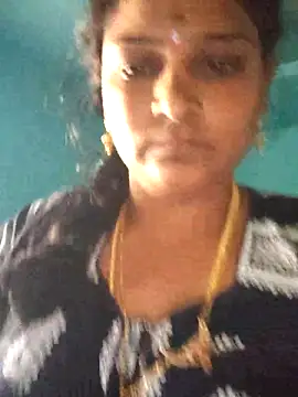 navyasree143 online show from 09-29-25, 03:00