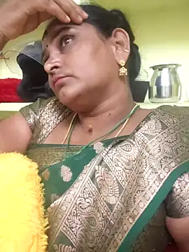 navyasree143 online show from 04-21-26, 04:45