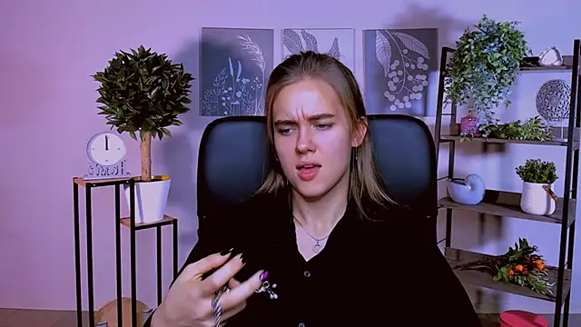 JuneWoods online show from 10-17-25, 12:19