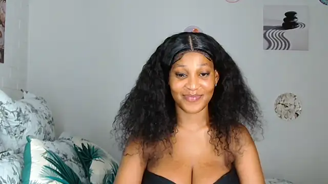 Snapshot of ConnieSmall24 chatting on 06-20-26, 11:07 ConnieSmall24 online show from 06-20-26, 11:07