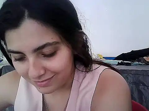 Snapshot of larj021bb chatting on 11-06-25, 12:06 larj021bb online show from 11-06-25, 12:06