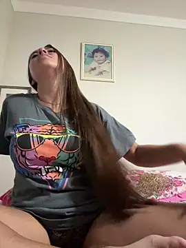 Snapshot of larj021bb chatting on 04-12-26, 09:42 larj021bb online show from 04-12-26, 09:42