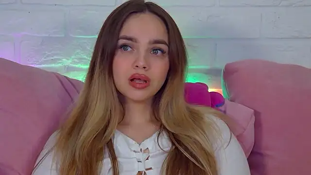 AnitaVenture online show from 04-25-26, 04:15