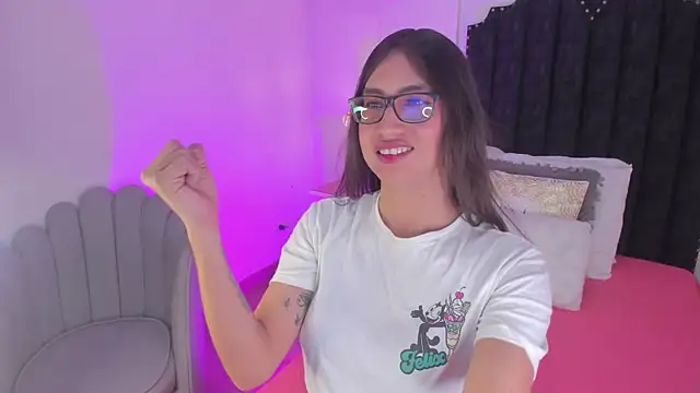 cherrylady 02 online show from 12-14-25, 01:49