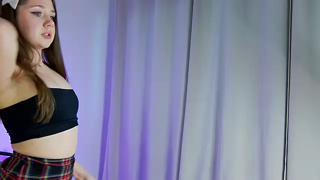 Snapshot of KariDollar chatting on 02-05-26, 06:51 KariDollar online show from 02-05-26, 06:51