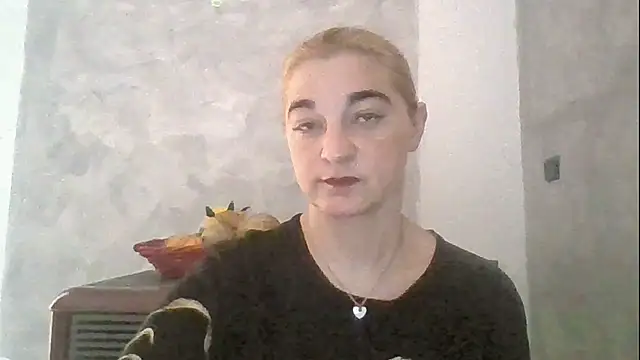 GoldenAngelMilf online show from 04-22-26, 12:50