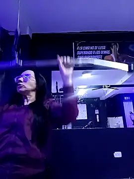 Snapshot of YaraDuartee chatting on 11-26-25, 06:20 YaraDuartee online show from 11-26-25, 06:20