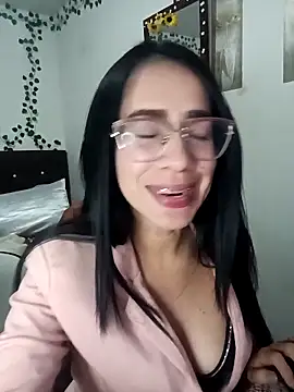 Snapshot of YaraDuartee chatting on 02-03-26, 12:53 YaraDuartee online show from 02-03-26, 12:53