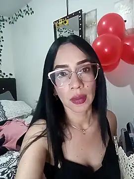 Snapshot of YaraDuartee chatting on 02-21-26, 12:11 YaraDuartee online show from 02-21-26, 12:11