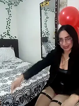 Snapshot of YaraDuartee chatting on 02-22-26, 12:23 YaraDuartee online show from 02-22-26, 12:23