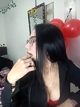 Snapshot of YaraDuartee chatting on 02-25-26, 01:48 YaraDuartee online show from 02-25-26, 01:48