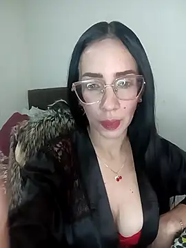 Snapshot of YaraDuartee chatting on 03-28-26, 01:16 YaraDuartee online show from 03-28-26, 01:16