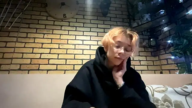 mycutievibe online show from 09-25-25, 04:21