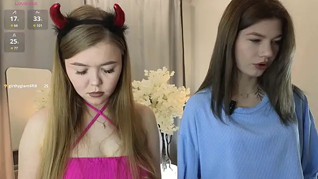 Snapshot of TwixieGuo chatting on 11-02-25, 10:39 TwixieGuo online show from 11-02-25, 10:39