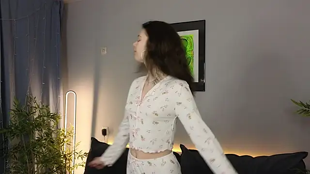 Snapshot of TwixieGuo chatting on 01-18-26, 10:19 TwixieGuo online show from 01-18-26, 10:19