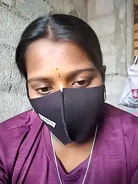 Snapshot of Tamil_Hot_Sandy chatting on 12-22-25, 05:59 Tamil Hot Sandy online show from 12-22-25, 05:59