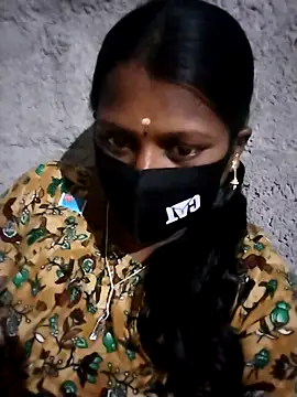 Snapshot of Tamil_Hot_Sandy chatting on 02-02-26, 06:39 Tamil Hot Sandy online show from 02-02-26, 06:39